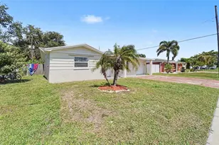 4631 Eastwood Ln, Holiday, FL 34690 - Photo 3