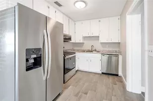2041 W Gore St, Orlando, FL 32805 - Photo 13