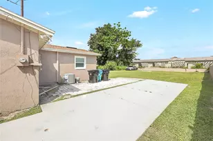 2041 W Gore St, Orlando, FL 32805 - Photo 29