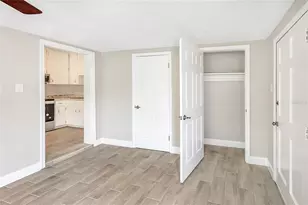 2041 W Gore St, Orlando, FL 32805 - Photo 19