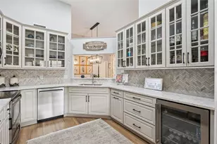 1266 St Tropez Cir, Orlando, FL 32806 - Photo 13