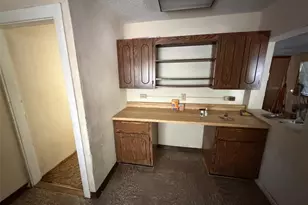 6028 S 2nd St, Tampa, FL 33611 - Photo 9