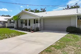 1930 NW 19th St, Crystal River, FL 34428 - Photo 3