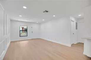 3024 Plaza Terrace Dr, Orlando, FL 32803 - Photo 3