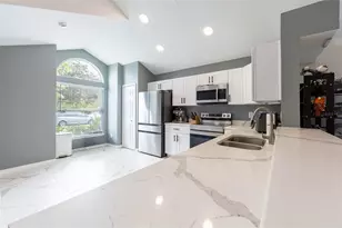 10720 Spring Brook Ln, Orlando, FL 32825 - Photo 3