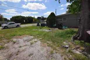 102 W Lancaster Rd, Orlando, FL 32809 - Photo 3