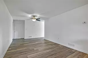 4415 Haylock Dr, Orlando, FL 32807 - Photo 7