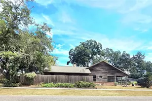 4231 Tall Tree Dr, Orlando, FL 32810 - Photo 15