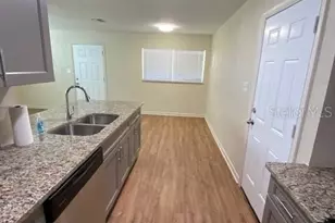 2107 Lake Margaret Dr, Orlando, FL 32806 - Photo 9