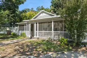 1505 E Crooked Lake Dr, Eustis, FL 32726 - Photo 31