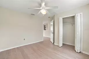 12805 Moss Park Ridge Dr, Orlando, FL 32832 - Photo 13