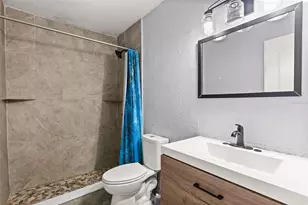 4274 Tatum St, Orlando, FL 32811 - Photo 9