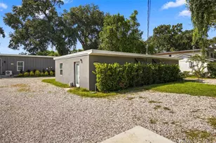 1922 Cloverlawn Ave, Orlando, FL 32806 - Photo 17