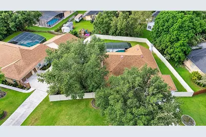 2413 Eagle Trace Drive, Kissimmee, FL 34746 - Photo 9