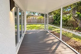 447 Zephyr Rd, Venice, FL 34293 - Photo 17