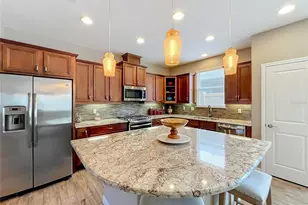 342 Alcove Dr, Groveland, FL 34736 - Photo 5