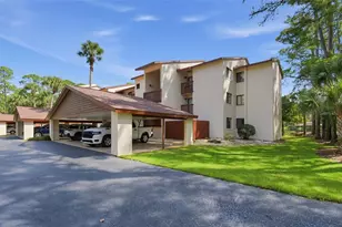 275 Indigo Dr, Daytona Beach, FL 32114 - Photo 1