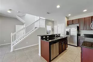 2821 Shady Willow Ln, Oviedo, FL 32765 - Photo 11