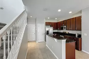 2821 Shady Willow Ln, Oviedo, FL 32765 - Photo 9