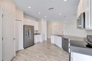 16437 Fernridge St, Clermont, FL 34714 - Photo 9