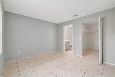 13904 Fullerton Drive, Tampa, FL 33625 - Photo 9