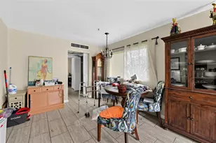 205 Kings Blvd, Sun City Center, FL 33573 - Photo 11
