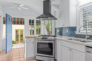 1002 Delaney Park Dr, Orlando, FL 32806 - Photo 29