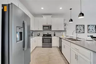 8889 Cabot Cliffs Dr, Davenport, FL 33896 - Photo 7