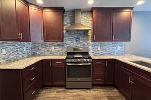 5409 Foley Square, New Port Richey, FL 34652 - Photo 5