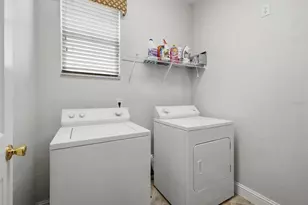 209 N Hampton Dr, Davenport, FL 33897 - Photo 37