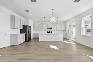 2613 Broadwing St, Kissimmee, FL 34746 - Photo 9