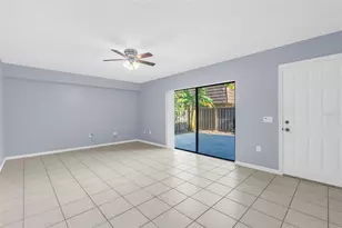 5382 Elm Ct, Orlando, FL 32811 - Photo 3