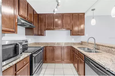 5382 Elm Court #356, Orlando, FL 32811 - Photo 7
