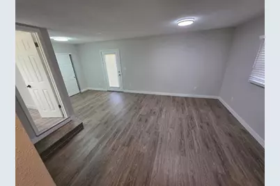 410 Moseley Avenue, Palatka, FL 32177 - Photo 3