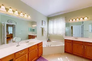 13211 Lakeshore Grove Dr, Winter Garden, FL 34787 - Photo 9