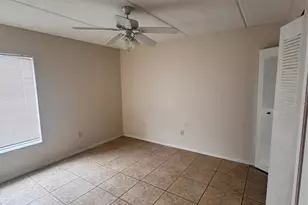 5618 Blue Shadows Ct, Orlando, FL 32811 - Photo 13