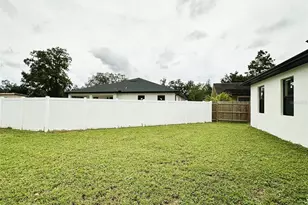 11703 Country Club Pl, Tampa, FL 33612 - Photo 53