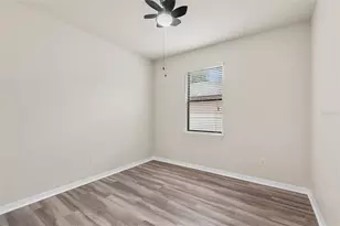 2236 Landside Dr, Valrico, FL 33594 - Photo 13