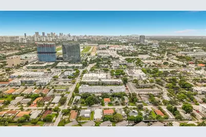 141 NE 10th Avenue #24C, Hallandale Beach, FL 33009 - Photo 3