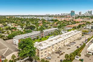141 NE 10th Ave, Hallandale Beach, FL 33009 - Photo 35