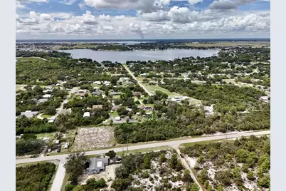 204 Hallmark Avenue, Lake Placid, FL 33852 - Photo 13