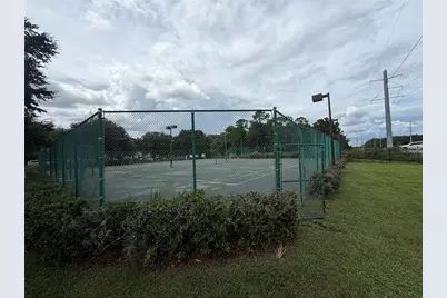 5578 Metrowest Boulevard #204, Orlando, FL 32811 - Photo 17