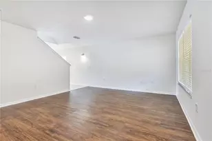 10332 Summerview Cir, Riverview, FL 33578 - Photo 3