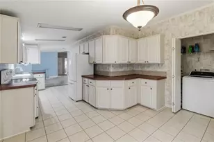 2484 Longpine Ln, Saint Cloud, FL 34772 - Photo 17