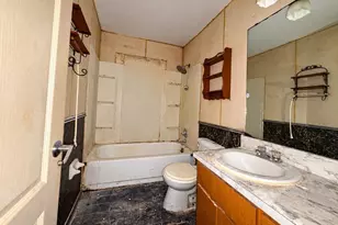 1825 Huggins Dr, Apopka, FL 32703 - Photo 9