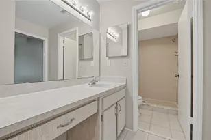 523 Hunter Cir, Kissimmee, FL 34758 - Photo 19