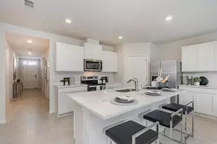 574 Scarsdale Street SW, Palm Bay, FL 32908 - Photo 3