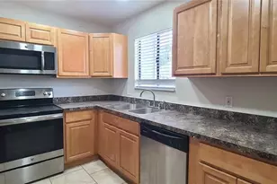1304 Deer Springs Rd, Port Orange, FL 32129 - Photo 9
