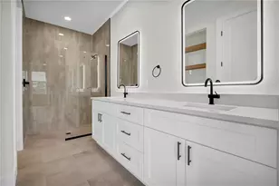 5660 NW 39th Ln, Ocala, FL 34482 - Photo 9