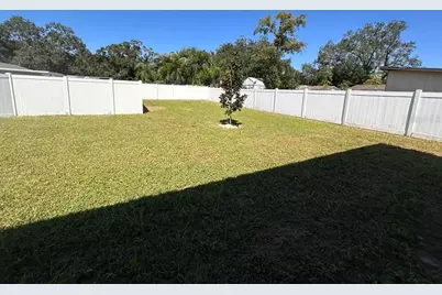707 W Country Club Drive, Tampa, FL 33612 - Photo 35